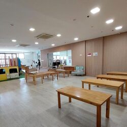 Upper Aljunied Link (D13), Retail #611817571